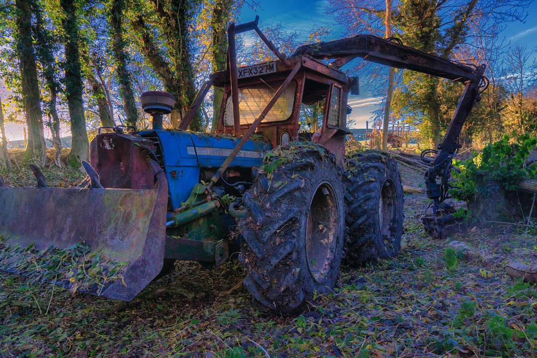 woodland recovery tractor